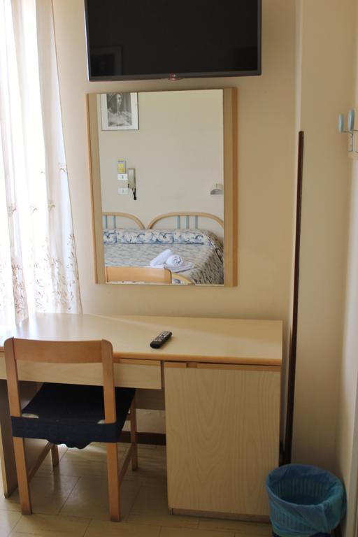 Hotel Hamburg Senigallia Zewnętrze zdjęcie